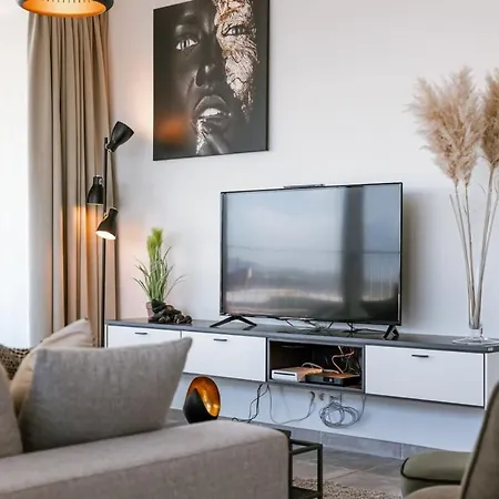 Huswell - Bright With Seaview Bredene