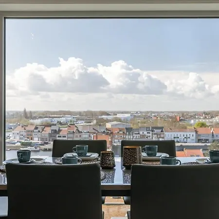 Huswell - Bright With Seaview * Bredene